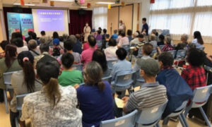 东华三院主办的「安心在东区」疫苗接种日：香港中华医学会会长 陈真光医生被邀请作演讲嘉宾，增进长者对新冠疫苗的认识